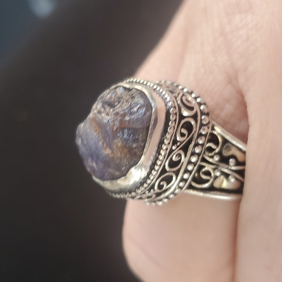 New Rough Iolite 925 Silver Ring. - Picture 4 of 16